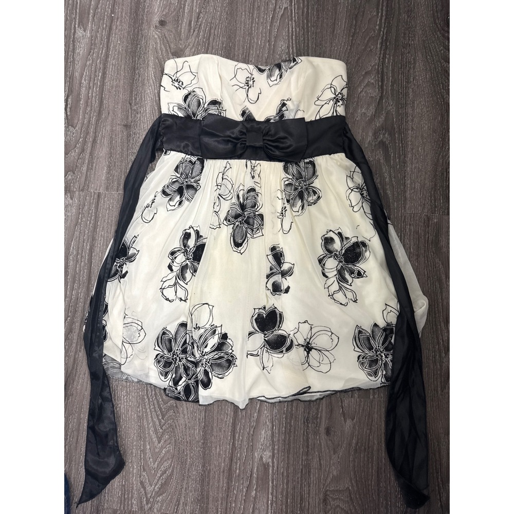 Black White Floral Strapless Mini Dress Empire Waist Bow Sash Party Dress medium